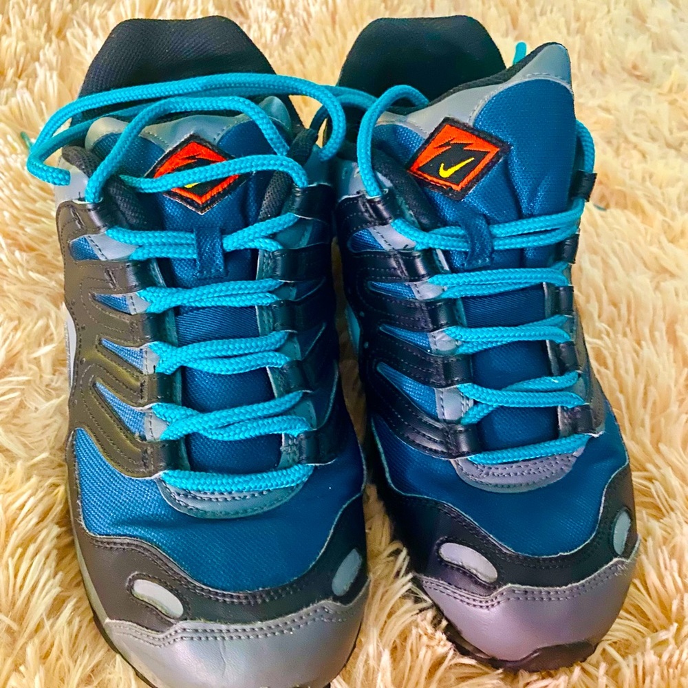 NIKE TERRA HUMARA